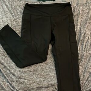 Black workout leggings